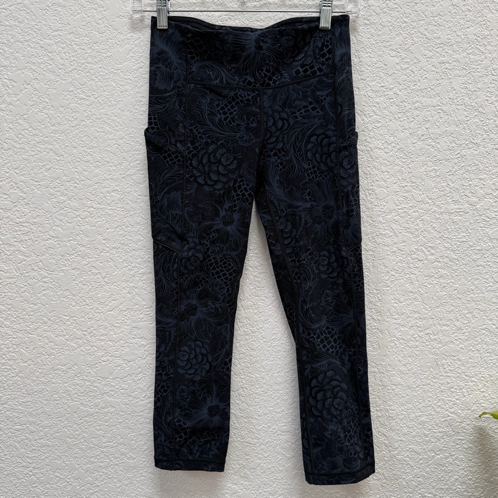 Lululemon Speed Up Crop
